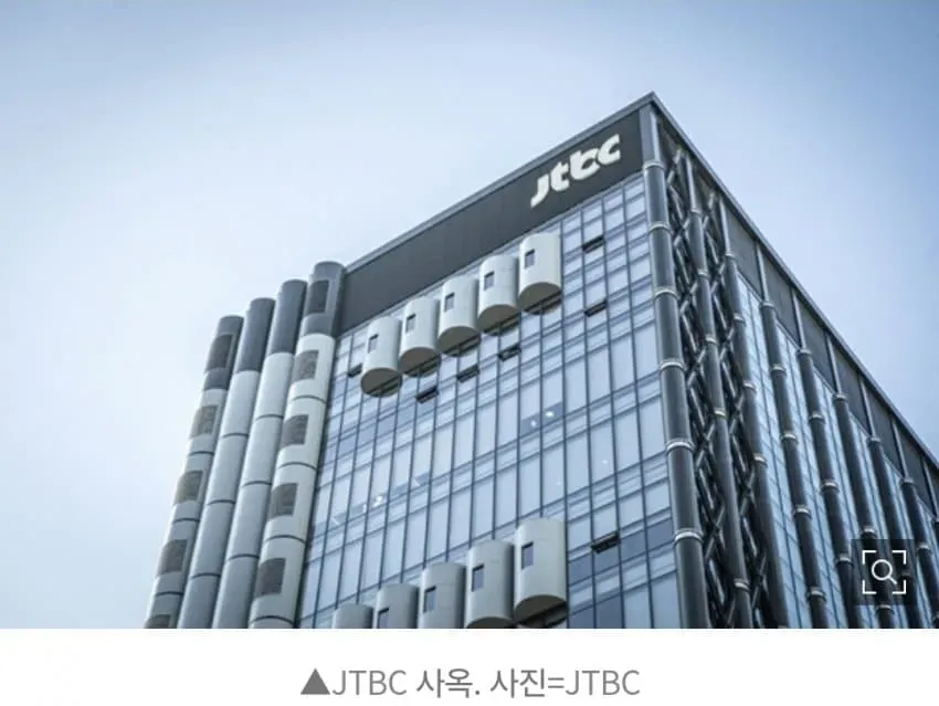 1ebec223e0dc2bae61abe9e74683726d32d5aecbee718ea892a46127feb28636d8d87a420ea88a4bea88ccd598f8226d27
