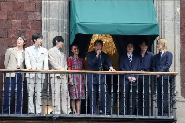 0c988377b58b19f323eef2e1339c7065c8a141122b93b0463d354e2e145f9931f50533866e6873904e0e8e96077779e2bd69e8