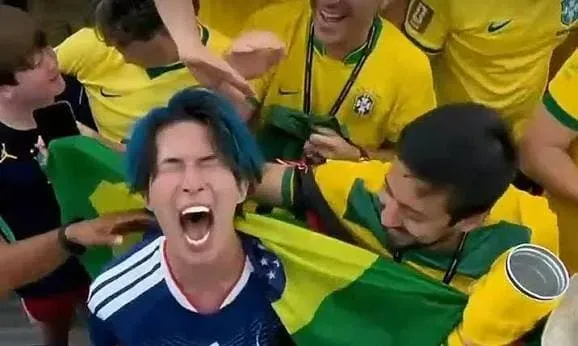 24b0d121e0c170f727f784e25f9f2e2dfa9afdf40db730184fbaaabd92