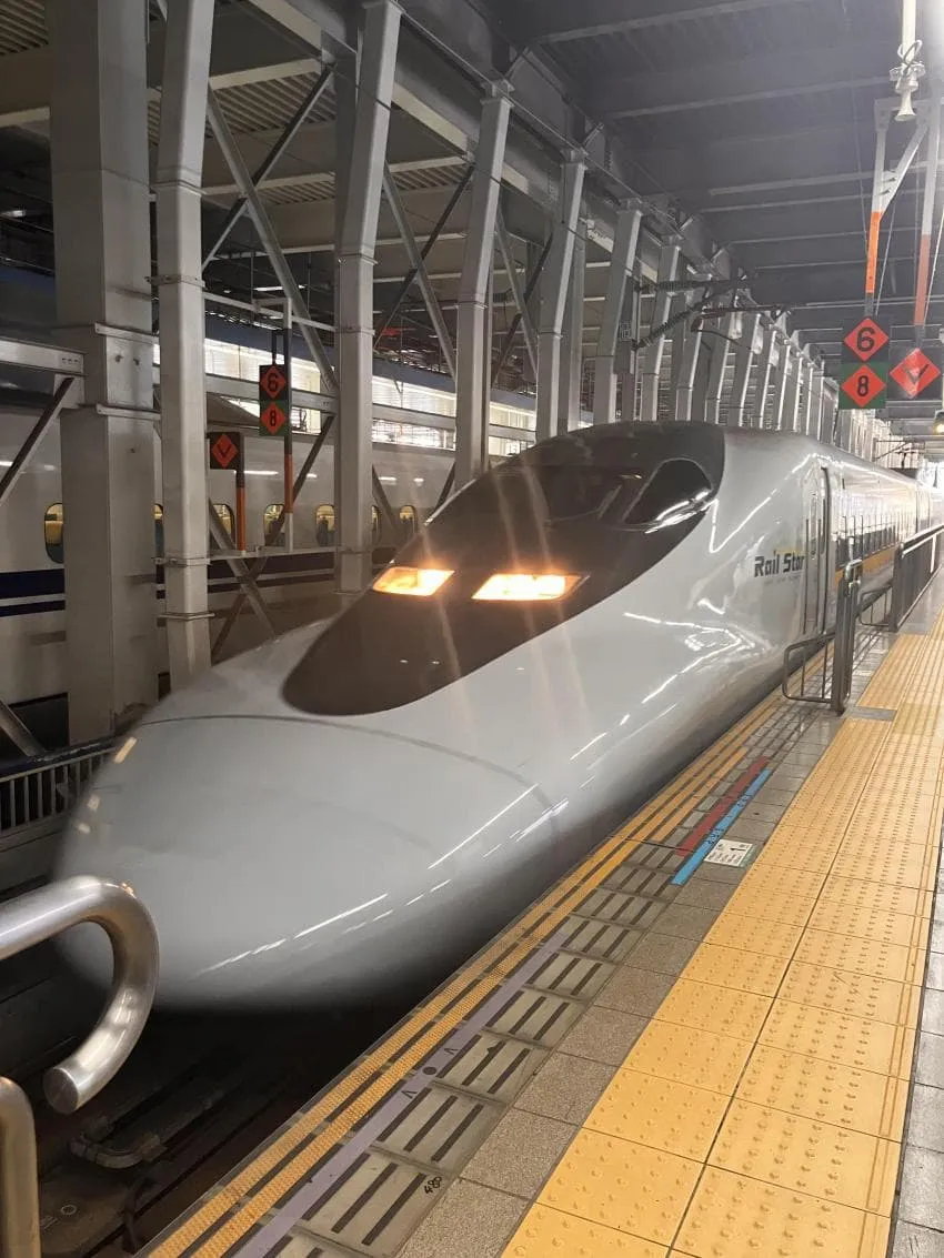 0490f719b18360f520b5c6b236ef203e5cc3be3ab24f8d9ac9