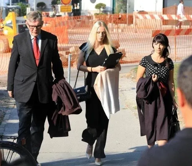 3eb4de21e9d73ab360b8dab04785736f913762bc3661bdb551706cc2ca693b41109bddeef6ffd27b50a38558e4ef2d167ba1ca