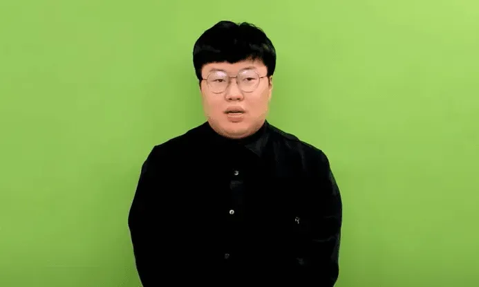24b0d121e09c28a8699fe8b115ef046c62f32d499d
