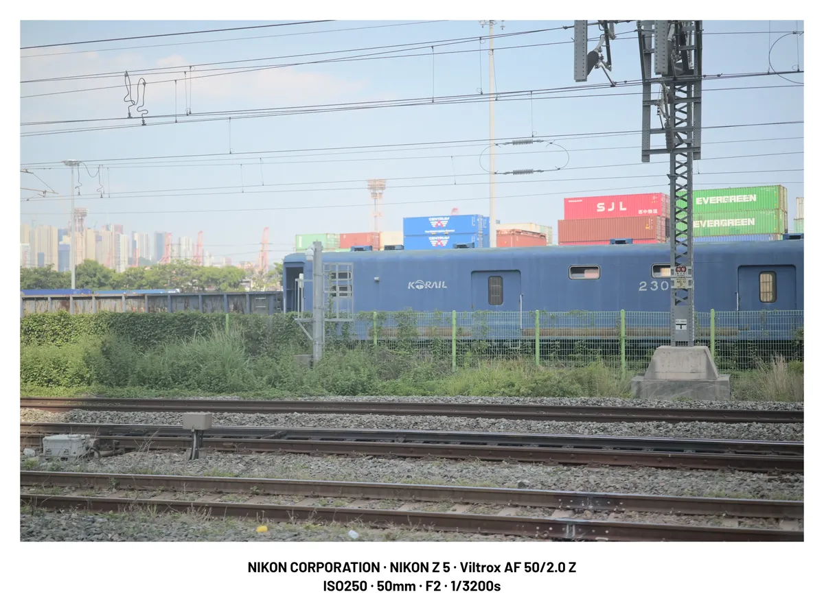 28e5d32be2d907f73eef86e54485736d5b623cf553e433405762d6b8e257de1d940630f011e15d9c