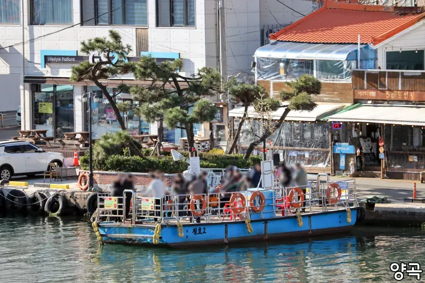 0490f719b58360f020afd8b236ef203ee0b7f62d15088937bb11