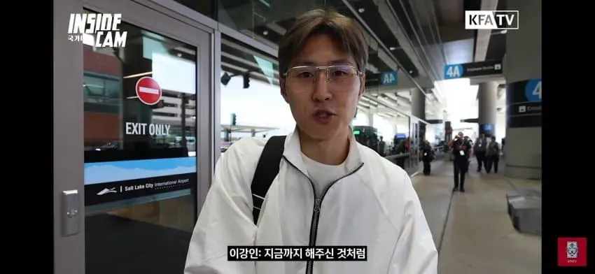 1ebec223e0dc2bae61abe9e74683726d32d4a4cbed758ba690a5613df9b5bd2ed4b6955ab49d214ef641abcae85a6d80769eb7