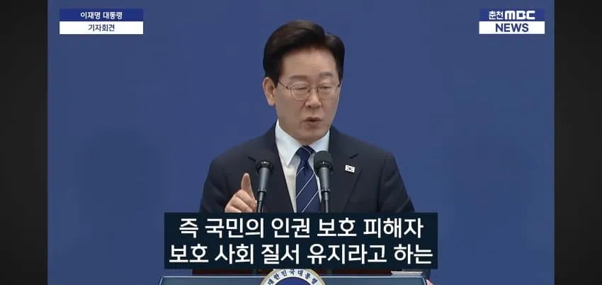 1ebec223e0dc2bae61abe9e74683726d3dd5afcbed748aa992a6613df9b5bd2e68ca7e656815884ba8fb57dbefeec8aef87b