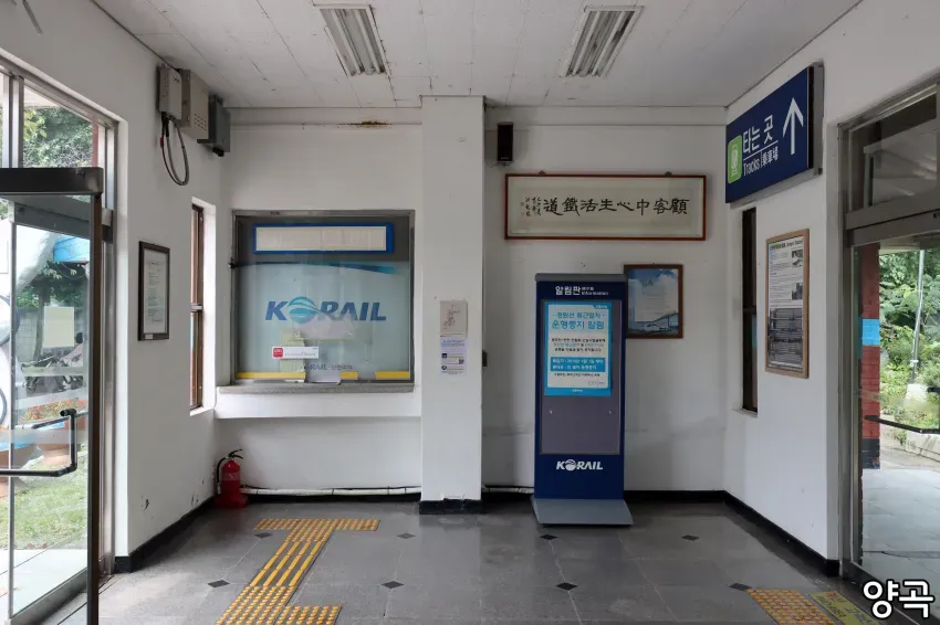 0490f719b58361f320afd8b236ef203e8b4e5b03dbfcfa6fb195