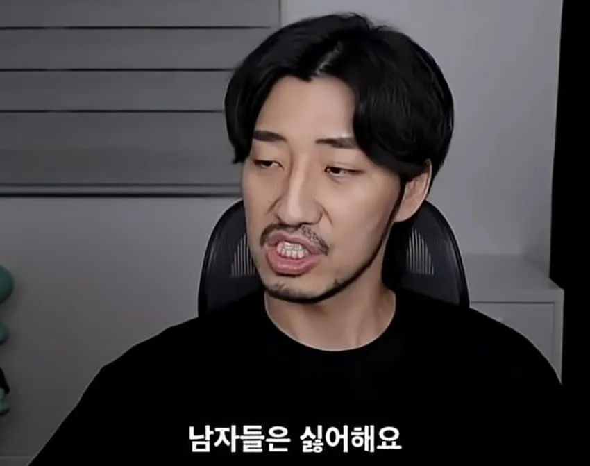 1ebec223e0dc2bae61abe9e74683726cbba00ff9e5586068ae62d4795e3eedd8ff1f81d7cf06b5925fa40c03396e77e19e54