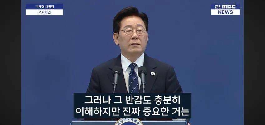 1ebec223e0dc2bae61abe9e74683726d3dd5afcbed748aa992a3613df9b5bd2e2d04fa69337e90ecd9df9f4dfec4b93c8e59