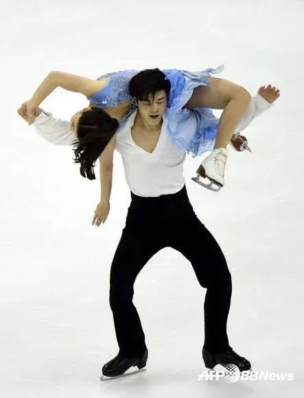 1e8ef919b78269f33eec84e24786706d5c3f3c54325fb7bf4587f2c775159f1ae4c34d