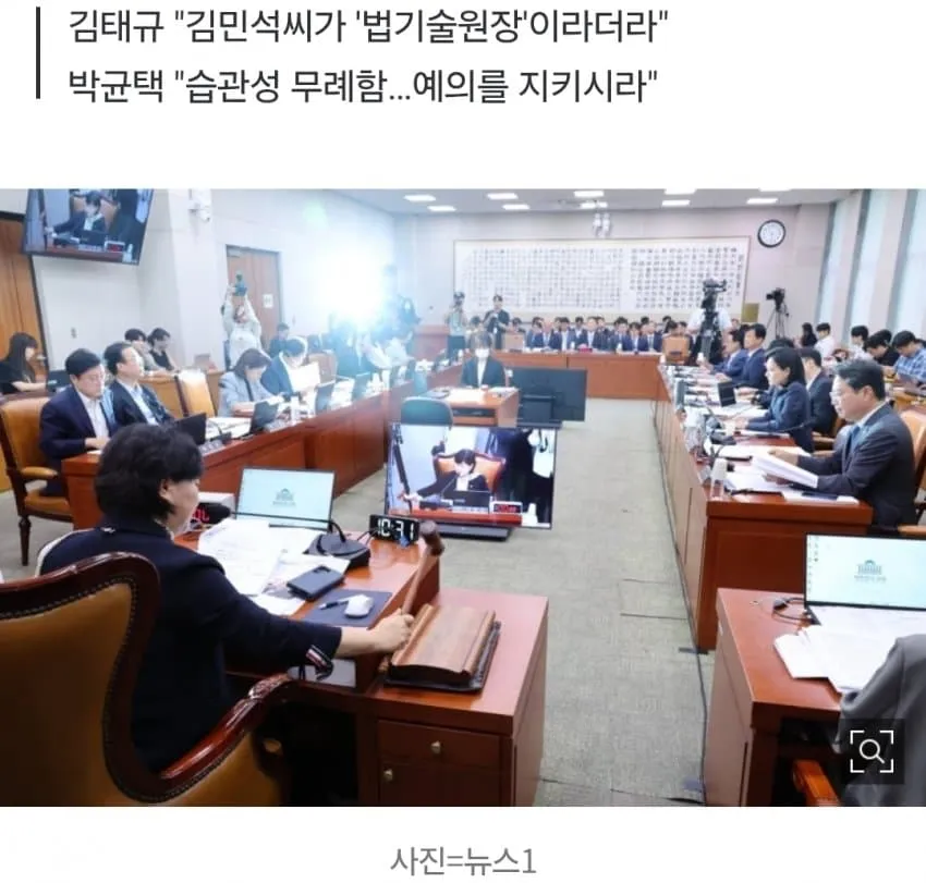 1ebec223e0dc2bae61abe9e74683726d3cd6a7cbee728aa791a06127feb28636f3e4847765c88bd4c5c6b204390df97a56