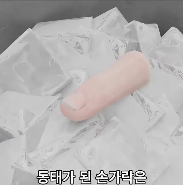 06a8c817c39a69f627f1dca511f11a3948ed2b3b513eeb2e