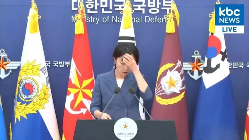 1ebec223e0dc2bae61abe9e74683726d33d4afcbee7789a590a1613df9b5bd2e3173639232b347bbd8a9a4098d4048d88602