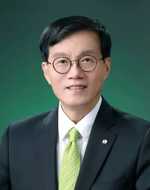 24b0d121e0c170f439f698bf06d4231d368553a268f8fce5e1c7